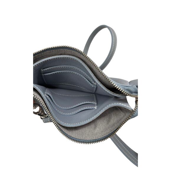 Roots Twinkie 2.0 Cloud Crossbody Bag Greener Pastures Blue Wristlet New Boho - Picture 11 of 14